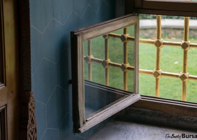 Bursa Yeşil tomb window